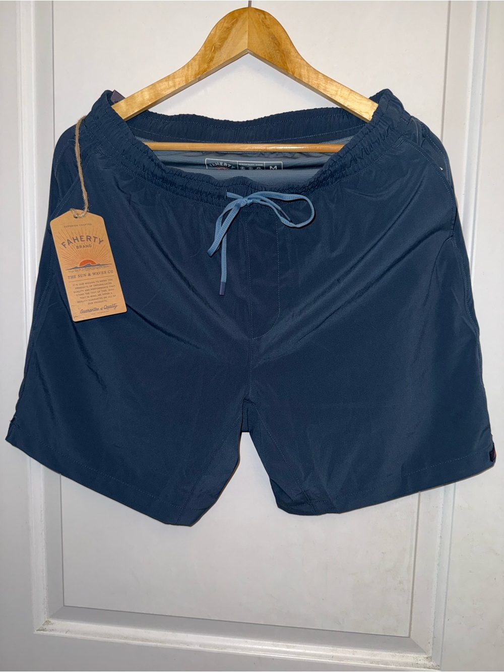 Faherty NWT Shorelite 7" Lined Swim Trunk in "Off-Offshore Storm" Blue